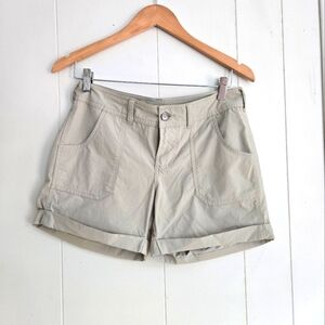 The North Face Women's Beige Cargo Shorts-Size 4